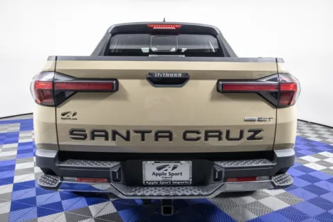 More photos of 2024 Hyundai Santa Cruz Limited at Apple Sport Imports, TX