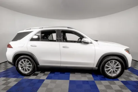 More photos of 2024 Mercedes-Benz GLE 350 at Apple Sport Imports, TX