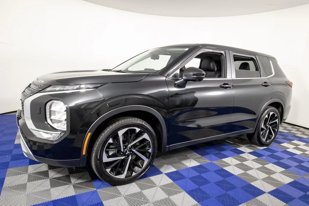 2024 Mitsubishi Outlander