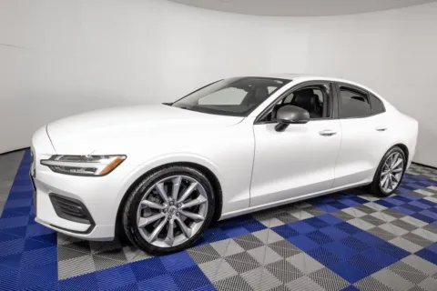 White 2019 Volvo S60 T6 Momentum for sale in Austin, TX