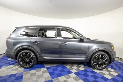 More photos of 2024 Kia Telluride SX at Apple Sport Imports, TX