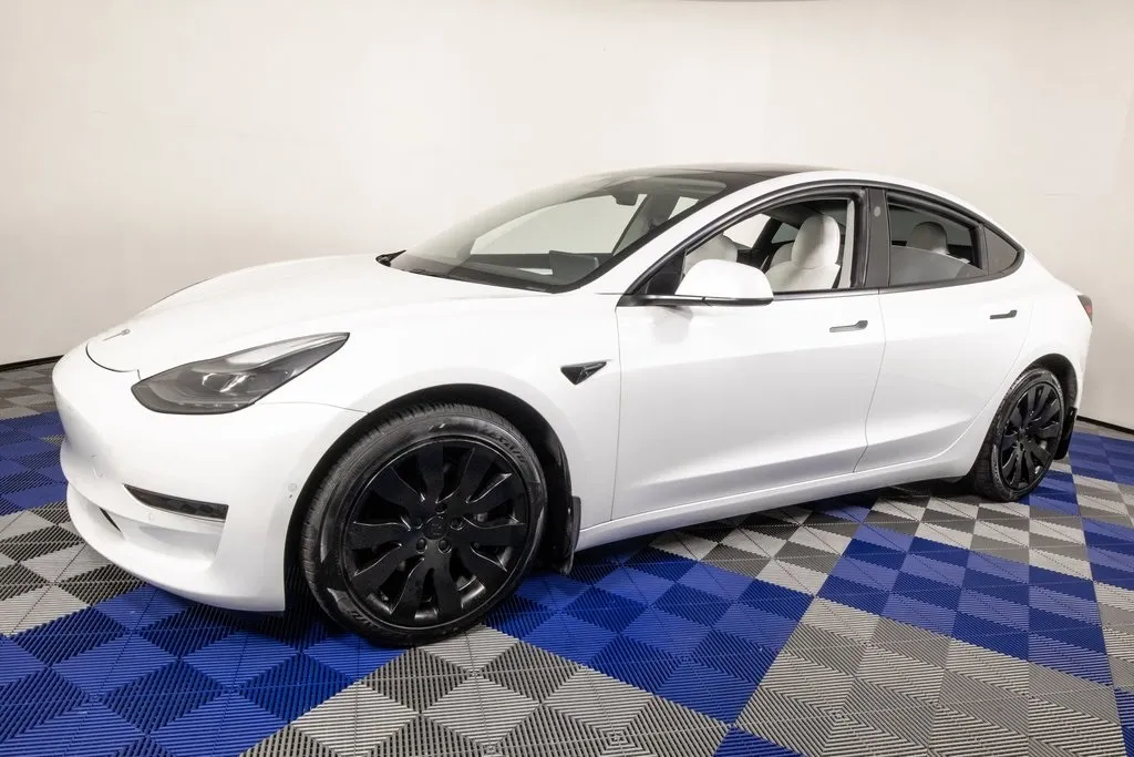 White 2022 Tesla Model 3 for sale in Austin, TX
