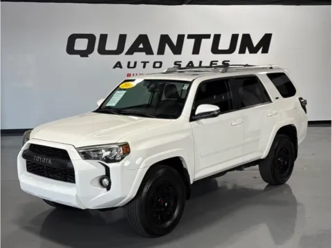 White 2018 Toyota 4Runner SR5 Premium Sport Utility 4D for sale in Garden Grove, CA