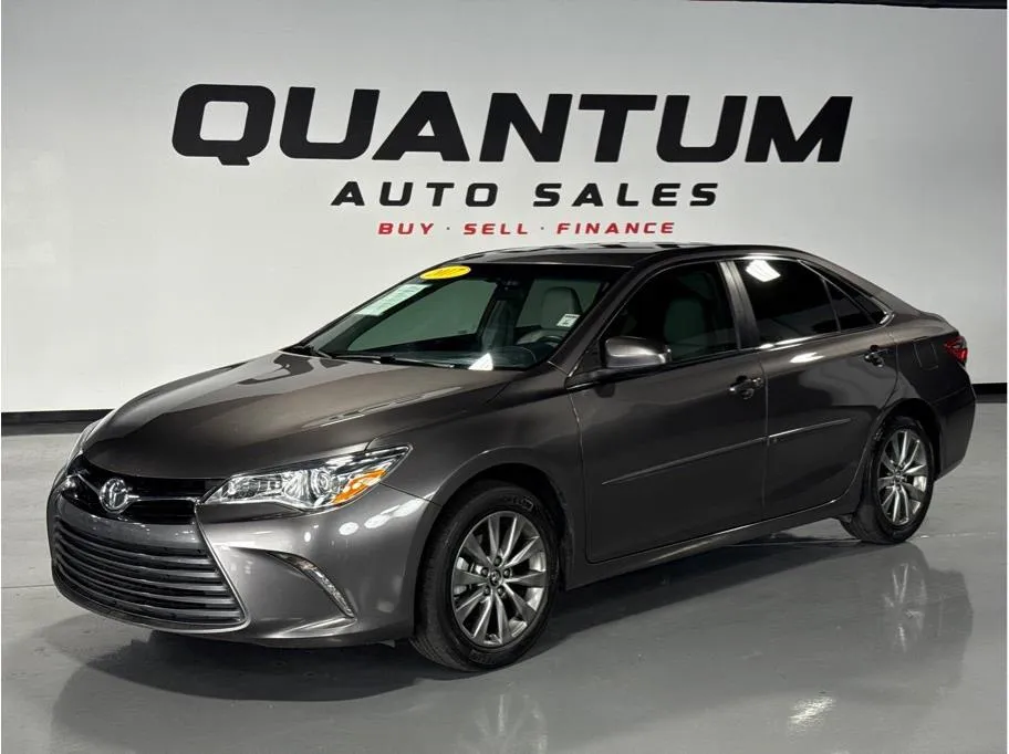 2017 Toyota Camry XLE Sedan 4D for sale in Garden Grove, CA