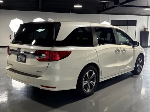 More photos of 2019 Honda Odyssey Touring Minivan 4D at Quantum Auto Sales - Garden Grove, CA