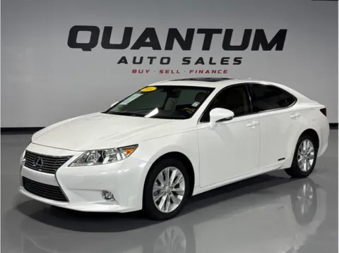 White 2014 Lexus ES 300h Sedan 4D for sale in Garden Grove, CA