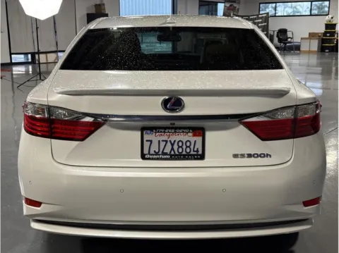 More photos of 2014 Lexus ES 300h Sedan 4D at Quantum Auto Sales - Garden Grove, CA