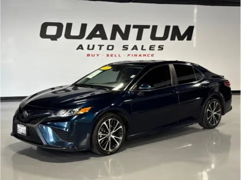 Blue 2020 Toyota Camry SE Sedan 4D for sale in Garden Grove, CA