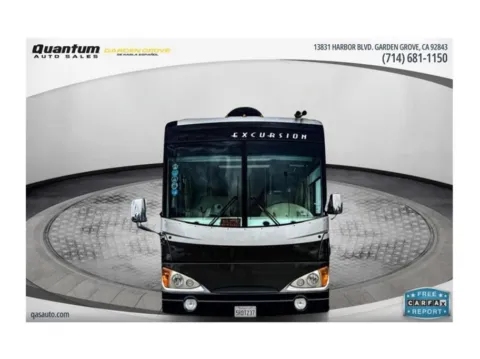 Another view of 2006 Excursion Fleetwood for sale in Garden Grove, CA at Quantum Auto Sales - Garden Grove