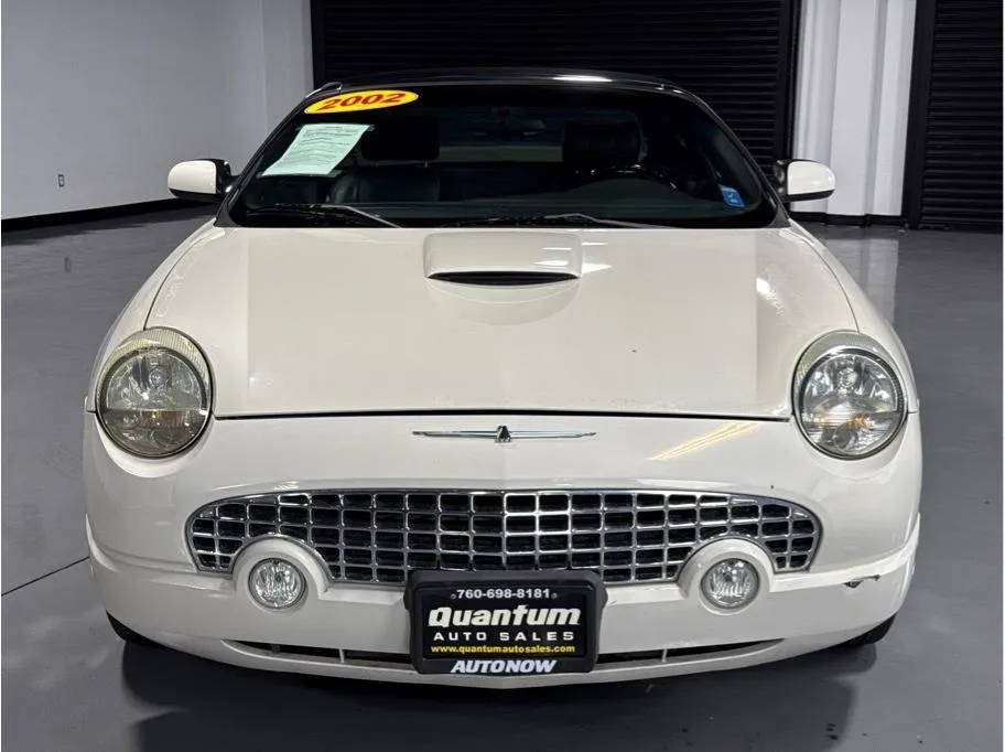 2002 Ford Thunderbird photo 9