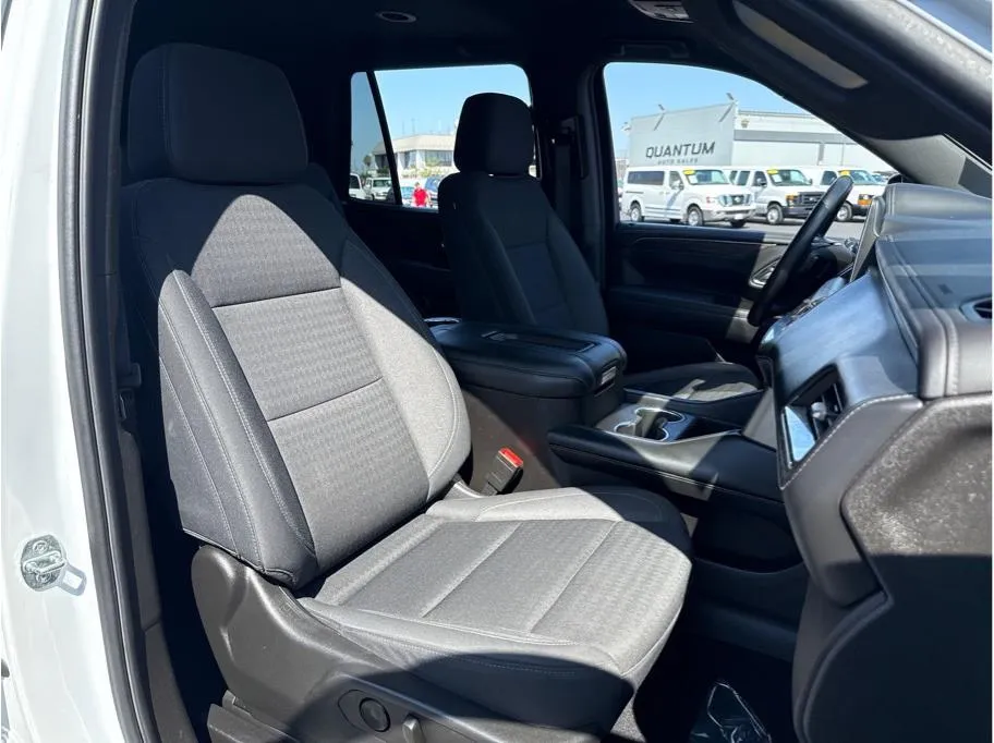 2021 Chevrolet Tahoe LS photo 11