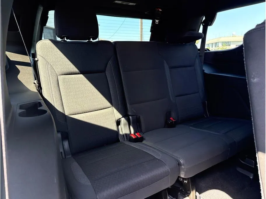 2021 Chevrolet Tahoe LS photo 5