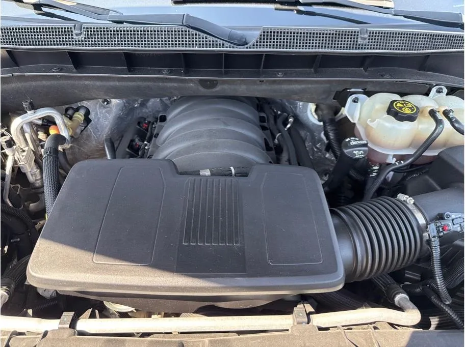 2021 Chevrolet Tahoe LS photo 20