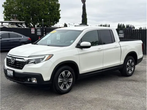 White 2018 Honda Ridgeline RTL-T Pickup 4D 5 ft for sale in Garden Grove, CA
