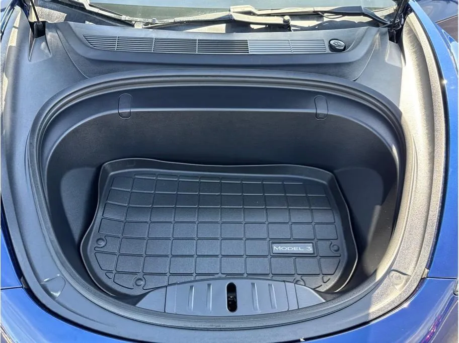2018 Tesla Model 3 Long Range photo 6