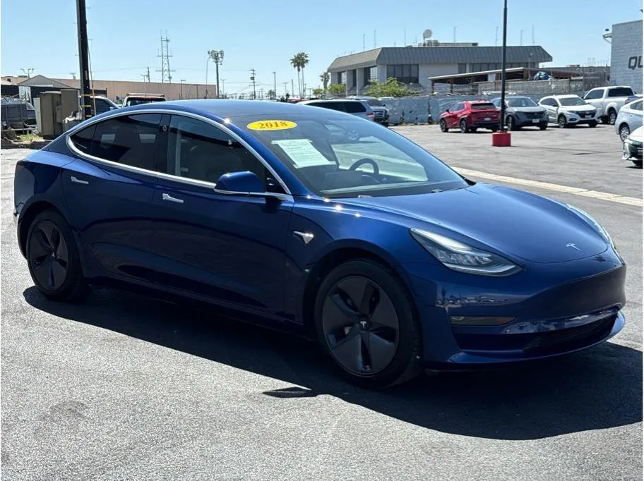 2018 Tesla Model 3 Long Range photo 3