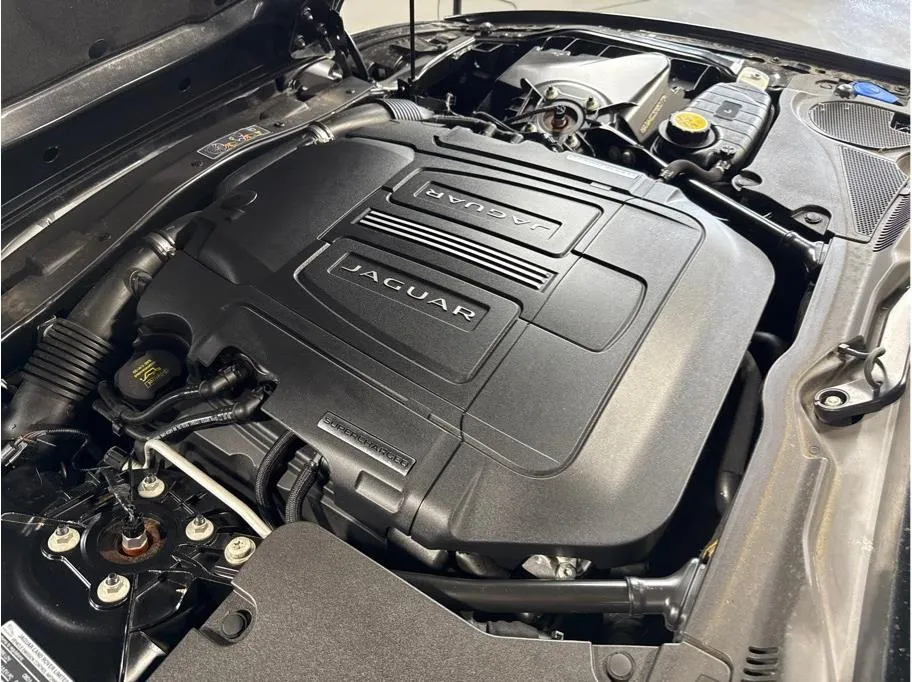 2014 Jaguar XK XKR Convertible photo 20