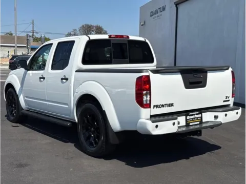 Another view of 2021 Nissan Frontier Crew Cab SV Pickup 4D 5 ft for sale in Garden Grove, CA at Quantum Auto Sales - Garden Grove