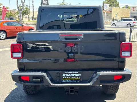 More photos of 2021 Jeep Gladiator Sport S Pickup 4D 5 ft at Quantum Auto Sales - Garden Grove, CA