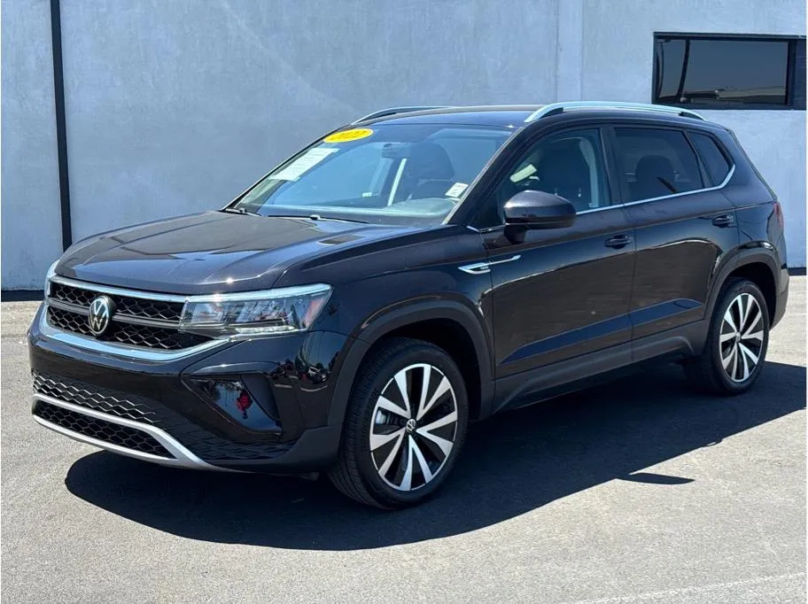Black 2022 Volkswagen Taos SE Sport Utility 4D for sale in Garden Grove, CA