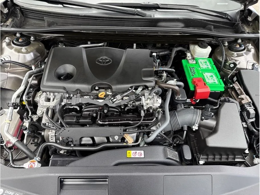 2022 Toyota Camry SE photo 11