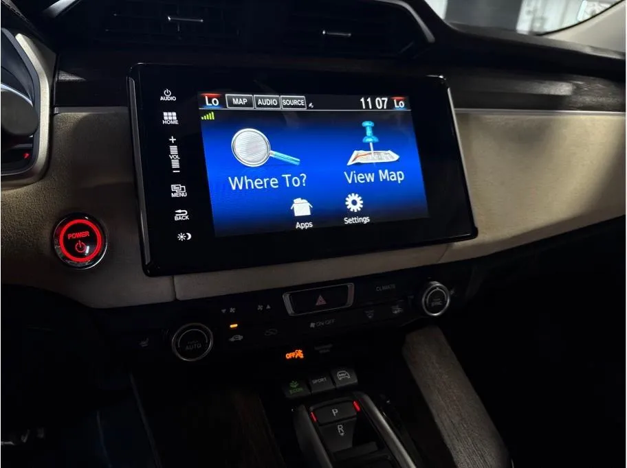 2018 Honda Clarity Plug-In Hybrid Touring photo 11