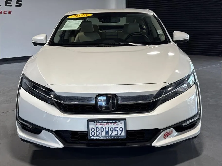2018 Honda Clarity Plug-In Hybrid Touring photo 8