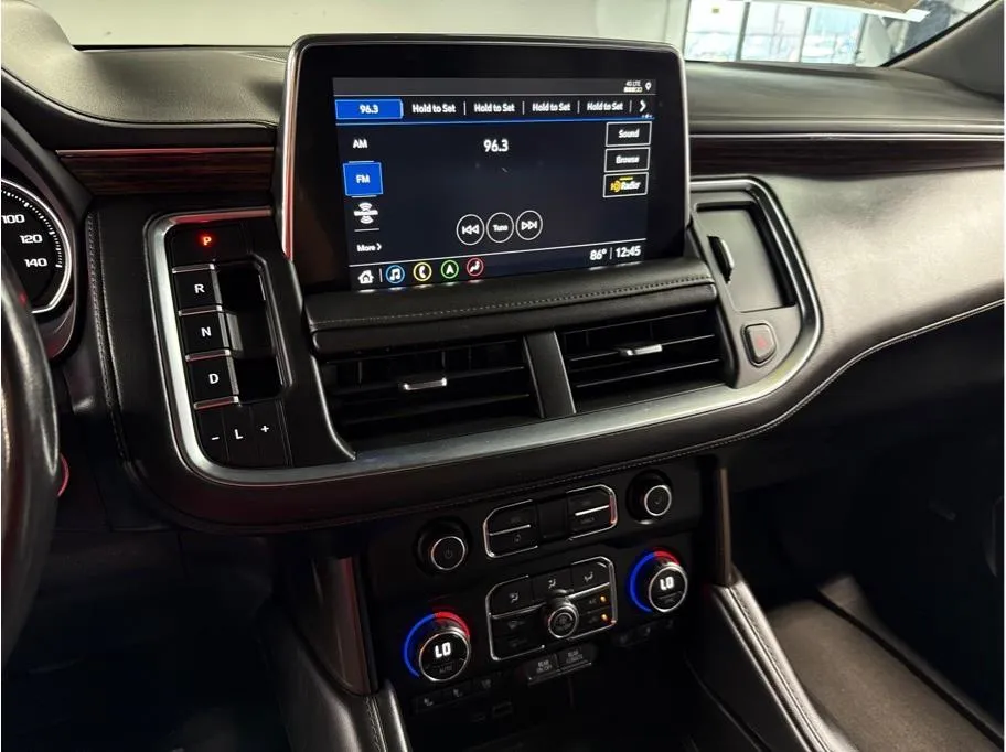 2021 Chevrolet Suburban High Country photo 19