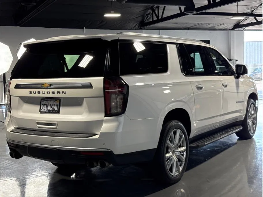 2021 Chevrolet Suburban High Country photo 8