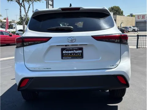 More photos of 2022 Toyota Highlander LE Sport Utility 4D at Quantum Auto Sales - Garden Grove, CA