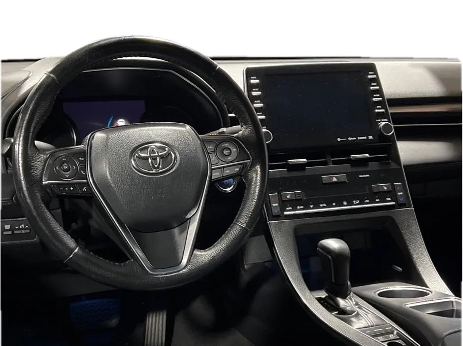 2020 Toyota Avalon Hybrid XLE photo 18