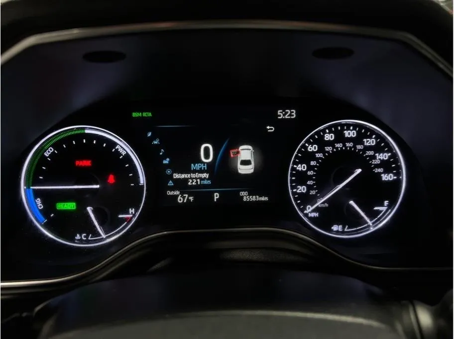 2020 Toyota Avalon Hybrid XLE photo 19