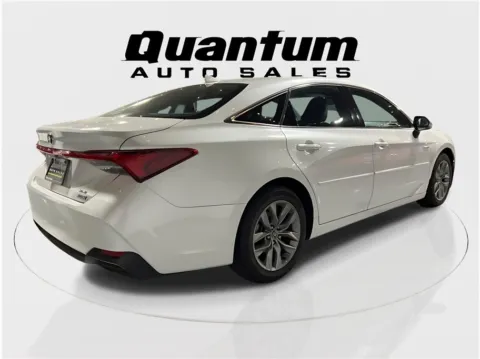 More photos of 2020 Toyota Avalon Hybrid XLE Sedan 4D at Quantum Auto Sales - Garden Grove, CA
