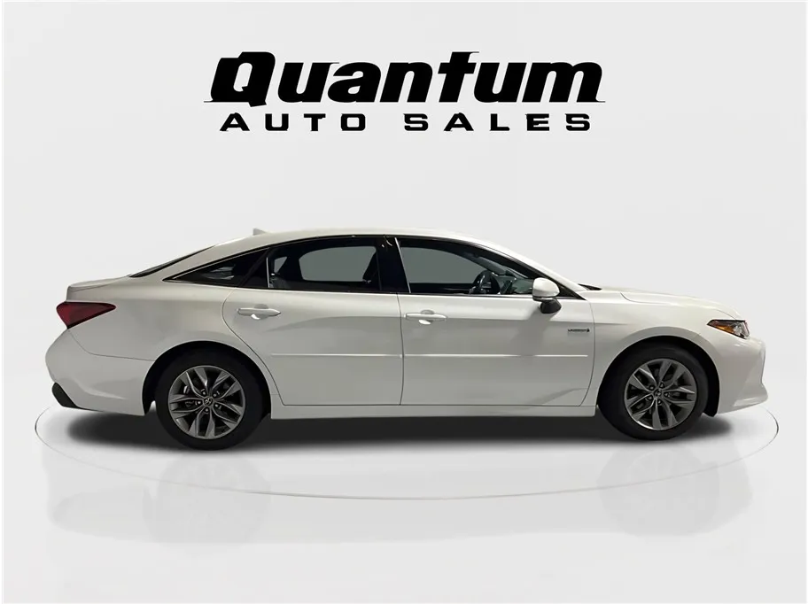 2020 Toyota Avalon Hybrid XLE photo 15