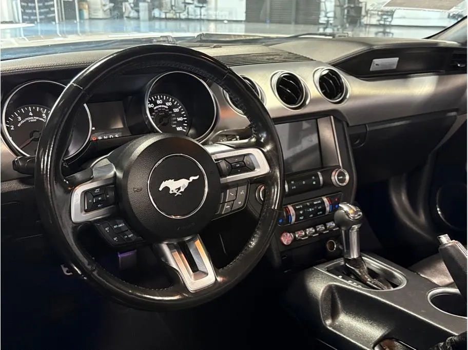 2022 Ford Mustang EcoBoost Premium Convertible photo 14