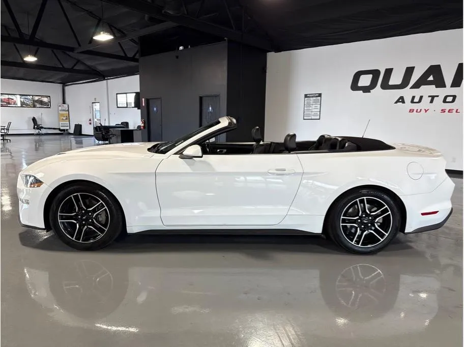 2022 Ford Mustang EcoBoost Premium Convertible photo 10