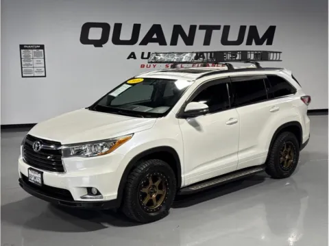 White 2016 Toyota Highlander Limited Sport Utility 4D for sale in Garden Grove, CA