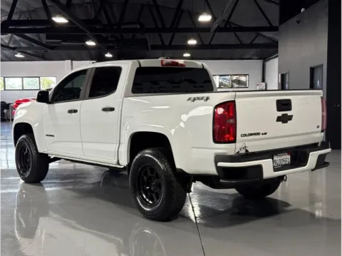 Another view of 2019 Chevrolet Colorado Crew Cab LT Pickup 4D 5 ft for sale in Garden Grove, CA at Quantum Auto Sales - Garden Grove