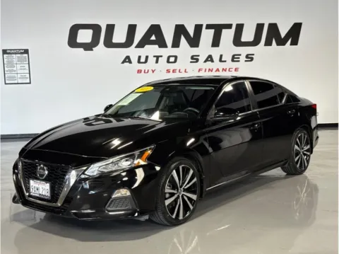 Black 2022 Nissan Altima 2.5 SR Sedan 4D for sale in Garden Grove, CA