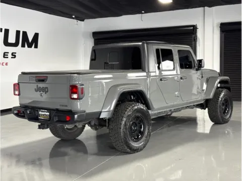 More photos of 2021 Jeep Gladiator Sport S Pickup 4D 5 ft at Quantum Auto Sales - Garden Grove, CA