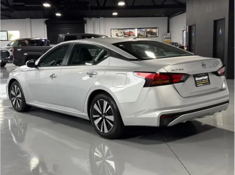 Another view of 2021 Nissan Altima 2.5 SV Sedan 4D for sale in Garden Grove, CA at Quantum Auto Sales - Garden Grove
