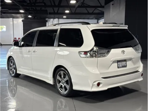 Another view of 2019 Toyota Sienna SE Minivan 4D for sale in Garden Grove, CA at Quantum Auto Sales - Garden Grove