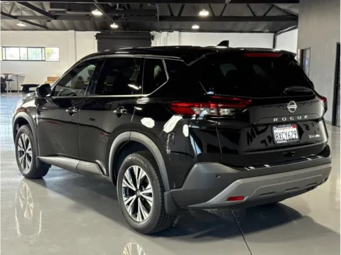 Another view of 2021 Nissan Rogue SV Sport Utility 4D for sale in Garden Grove, CA at Quantum Auto Sales - Garden Grove