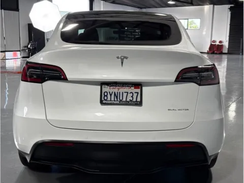 More photos of 2021 Tesla Model Y Long Range Sport Utility 4D at Quantum Auto Sales - Garden Grove, CA
