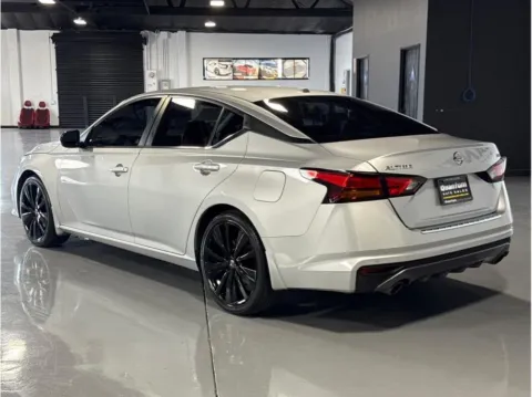 Another view of 2022 Nissan Altima 2.5 SR Sedan 4D for sale in Garden Grove, CA at Quantum Auto Sales - Garden Grove