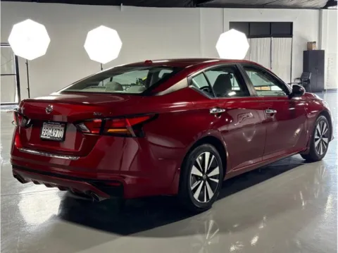 More photos of 2022 Nissan Altima 2.5 SV Sedan 4D at Quantum Auto Sales - Garden Grove, CA