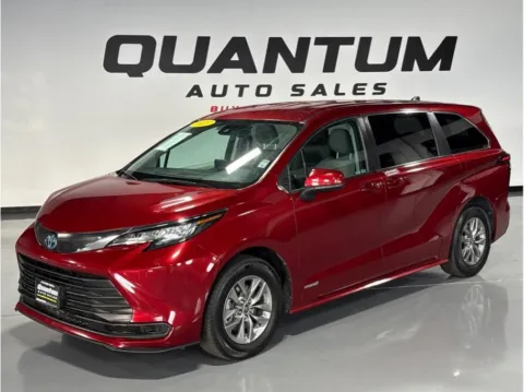 Red 2021 Toyota Sienna LE Minivan 4D for sale in Garden Grove, CA