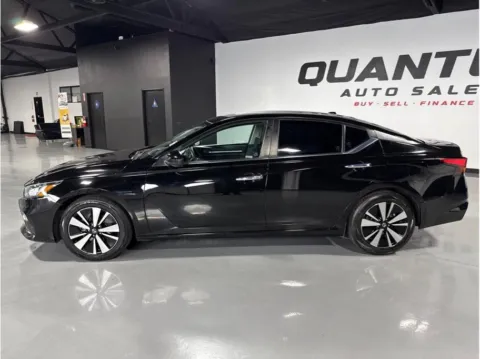 Photos of 2021 Nissan Altima 2.5 SV Sedan 4D for sale in Santa Ana, CA at Quantum Auto Sales - Santa Ana