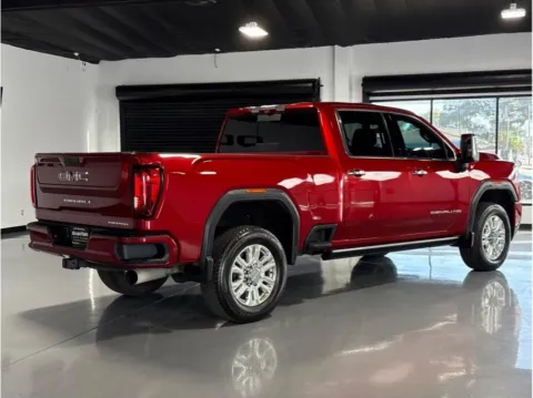 More photos of 2022 GMC Sierra 3500 HD Crew Cab Denali Pickup 4D 6 1/2 ft at Quantum Auto Sales - Santa Ana, CA