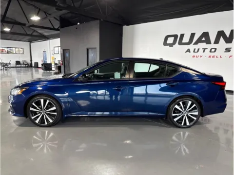 Photos of 2022 Nissan Altima 2.5 SR Sedan 4D for sale in Santa Ana, CA at Quantum Auto Sales - Santa Ana